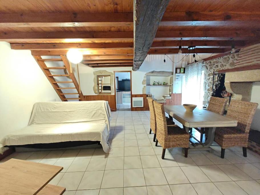 Logement Entier Style Chalet - 1 A 5 Pers - Langon  Dış mekan fotoğraf